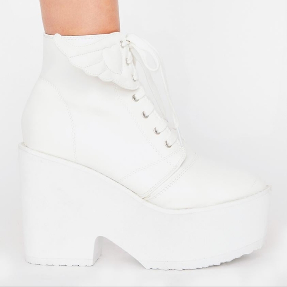 White angel winged platform boots - Picture 1 of 4